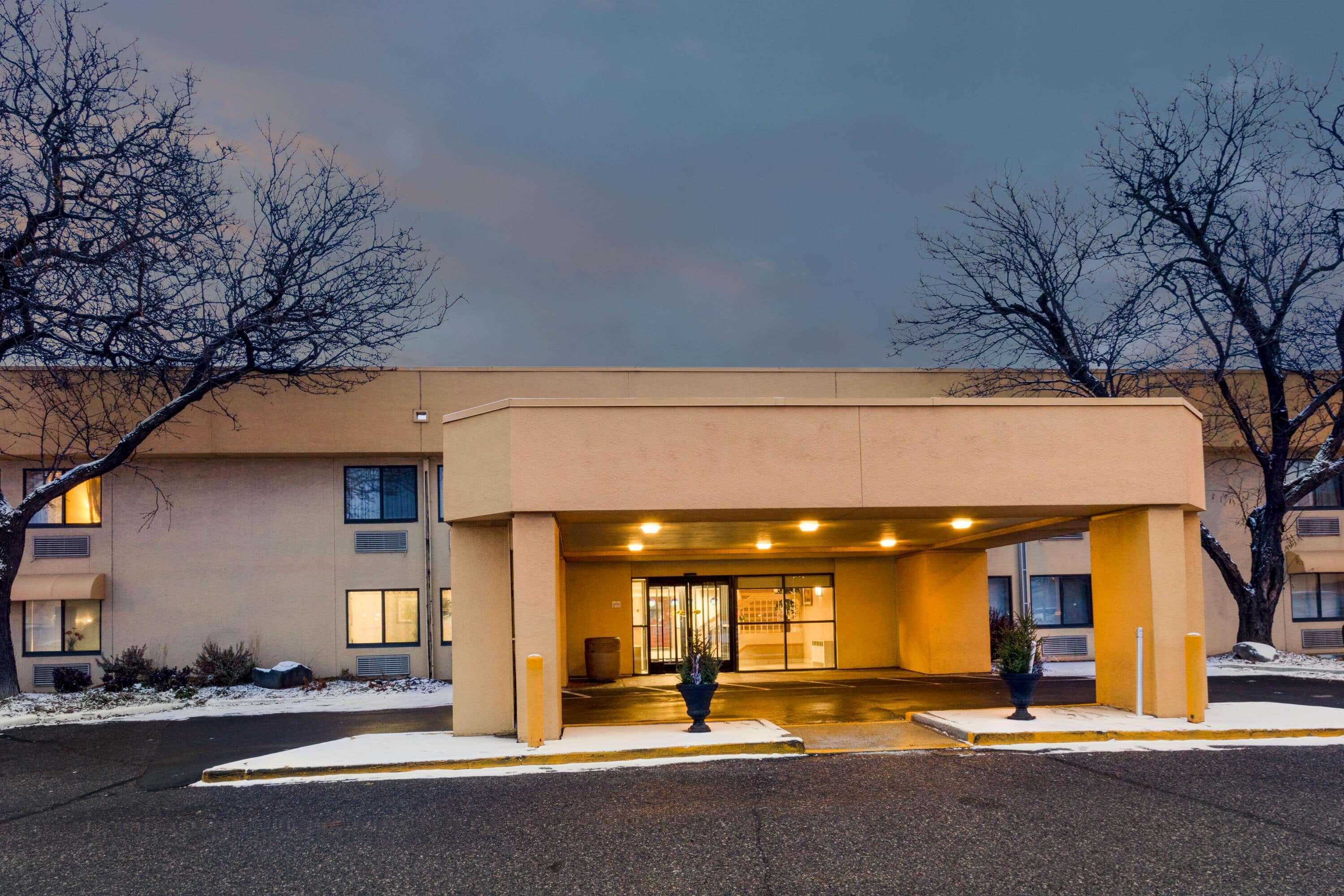 La Quinta Inn By Wyndham Minneapolis Airport בלומינגטון מראה חיצוני תמונה