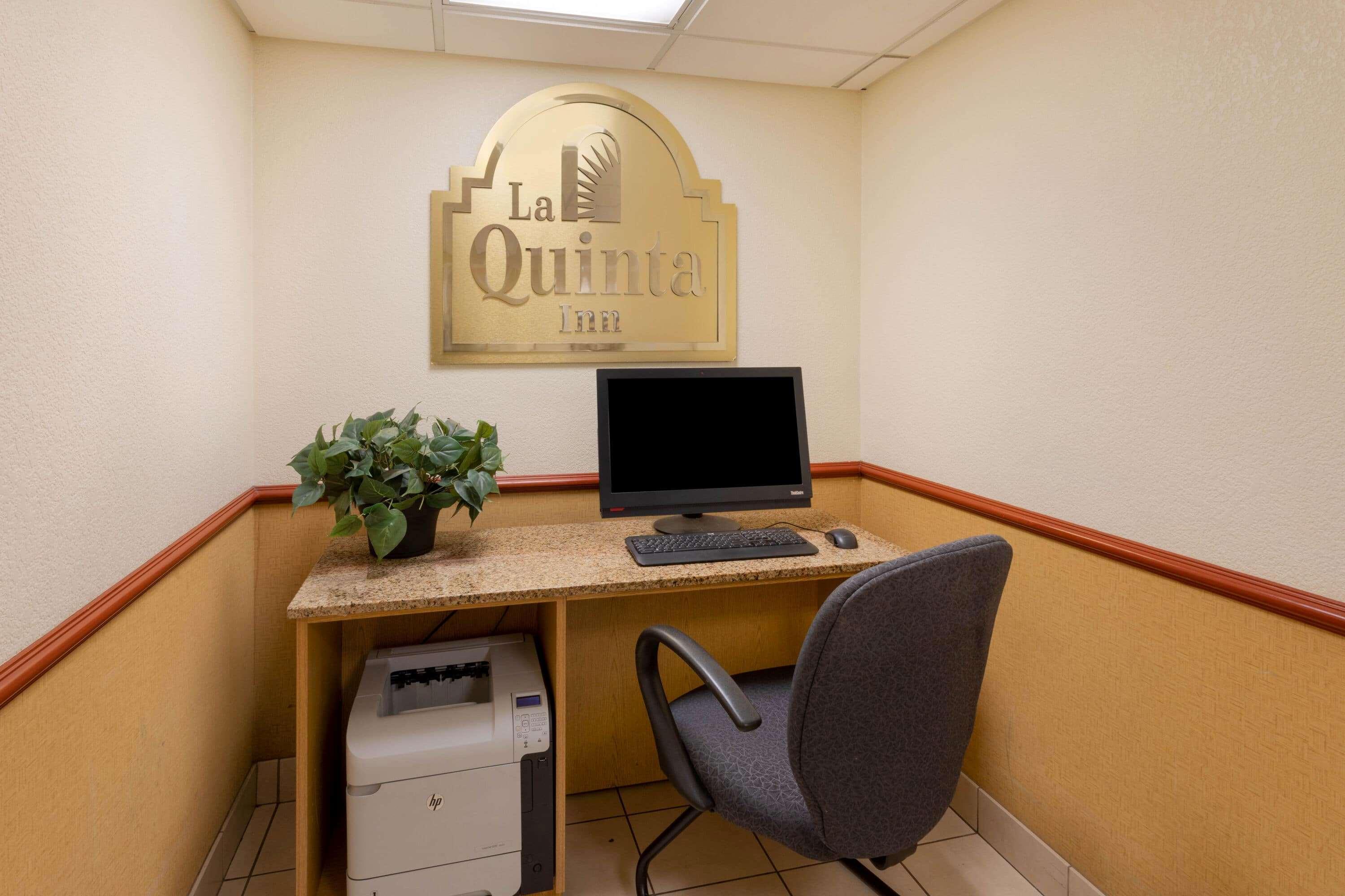 La Quinta Inn By Wyndham Minneapolis Airport בלומינגטון מראה חיצוני תמונה